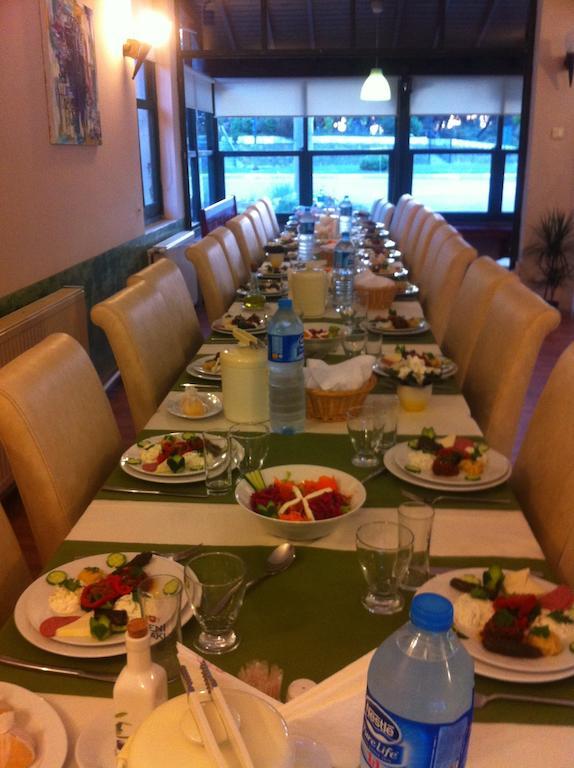 Silva Hotel Ayvalik Bagian luar foto