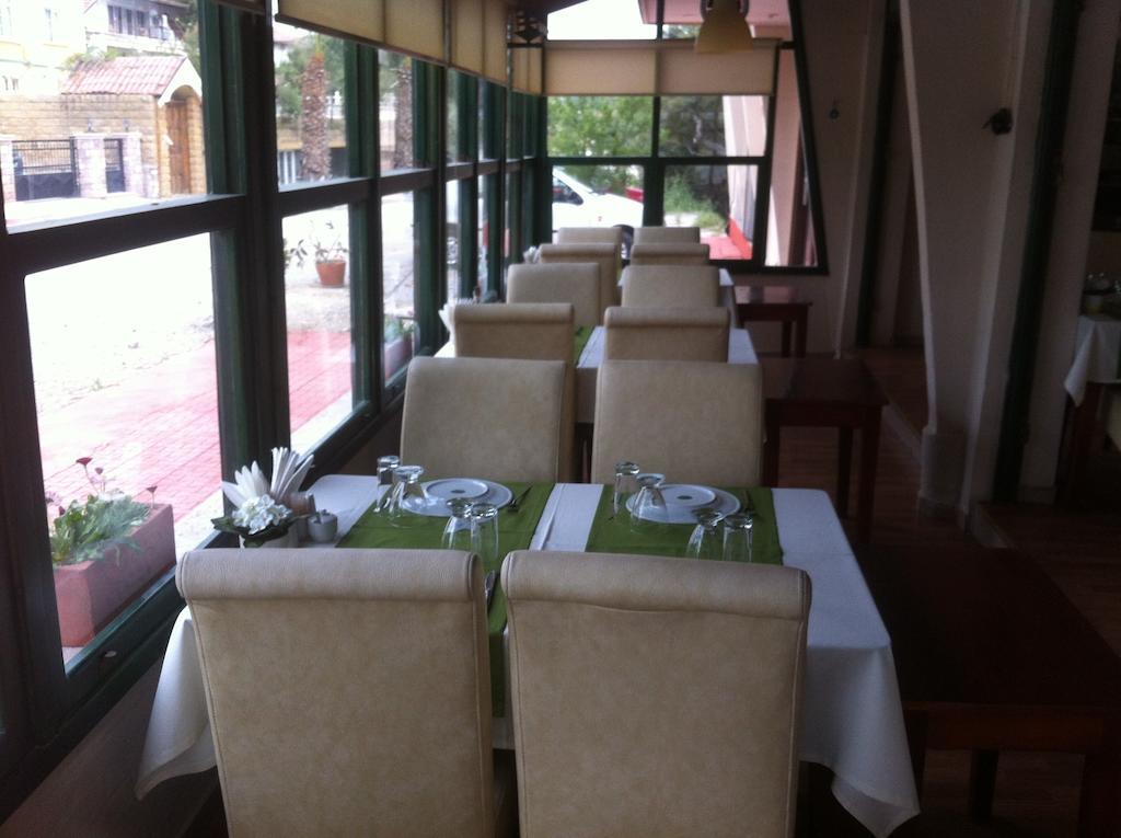 Silva Hotel Ayvalik Bagian luar foto