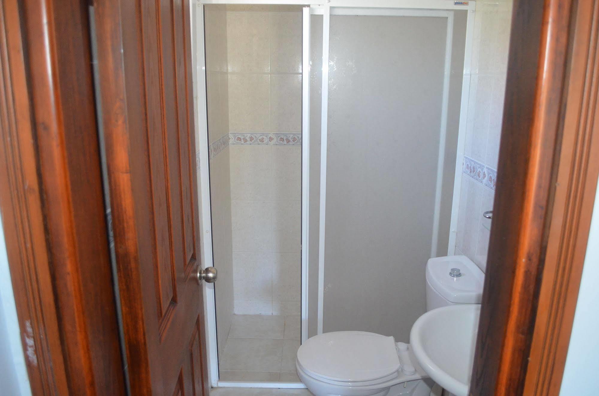 Silva Hotel Ayvalik Bagian luar foto