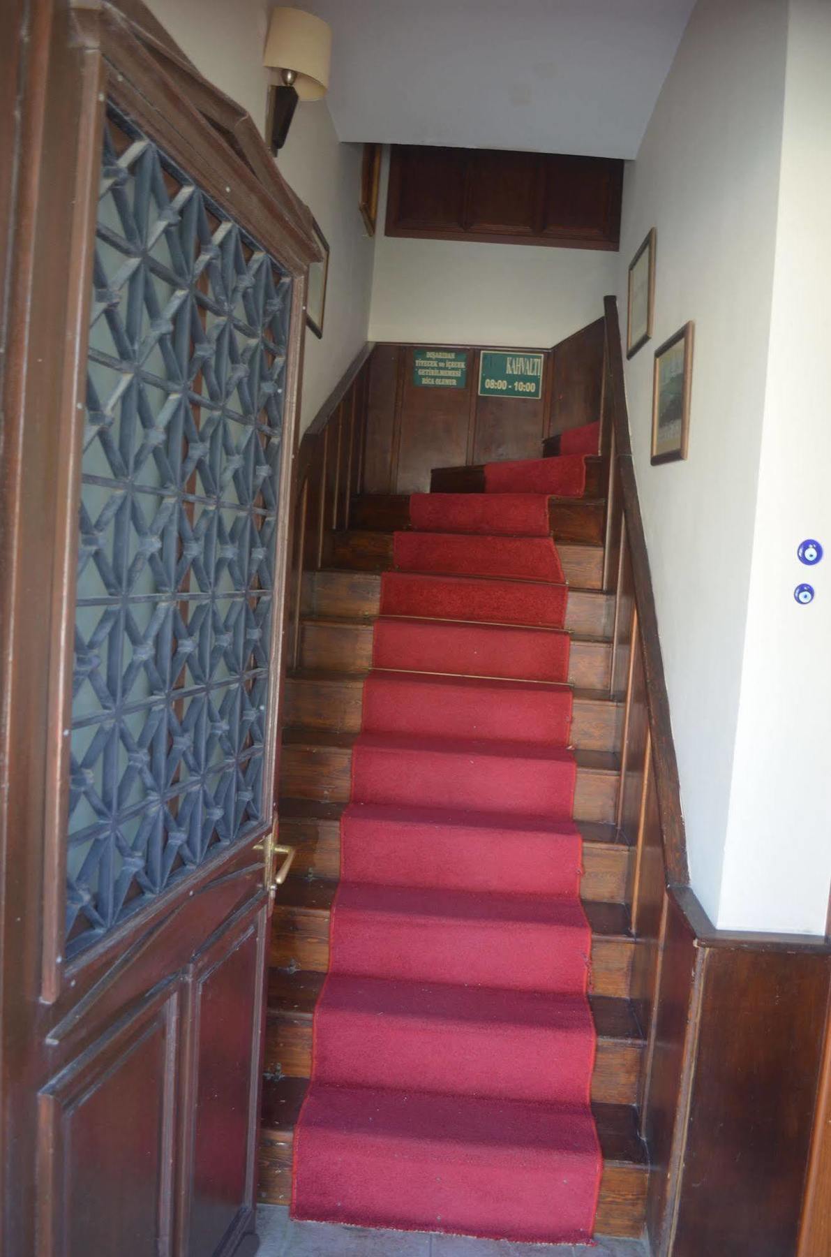 Silva Hotel Ayvalik Bagian luar foto